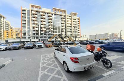 Shop - Studio - 1 Bathroom for rent in Azizi Riviera 8 - Azizi Riviera - Meydan One - Meydan - Dubai