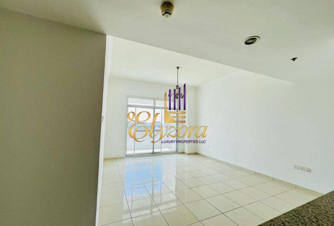 72727817 - Property Image 3