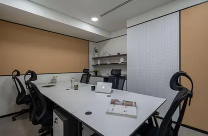 مركز أعمال - استوديو - 2 حمامات للايجار في مبني رقم ر 308 - منخول - بر دبي - دبي