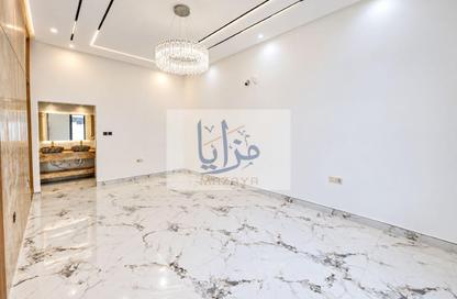 Villa - 4 - 7 for sale in Al Helio Downtown - Al Helio - Ajman