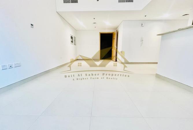 120652221 - Property Image 2