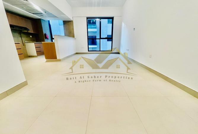 120652221 - Property Image 3