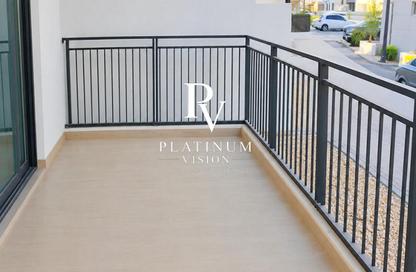 Apartment - 1 - 1 for rent in Waters Edge - Yas Island - Abu Dhabi