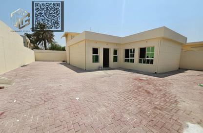 Villa - 4 - 4 for rent in Al Azra - Al Riqqa - Sharjah