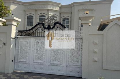 Villa - 5 - 7 for rent in Al Warqa'a 3 - Al Warqa'a - Dubai