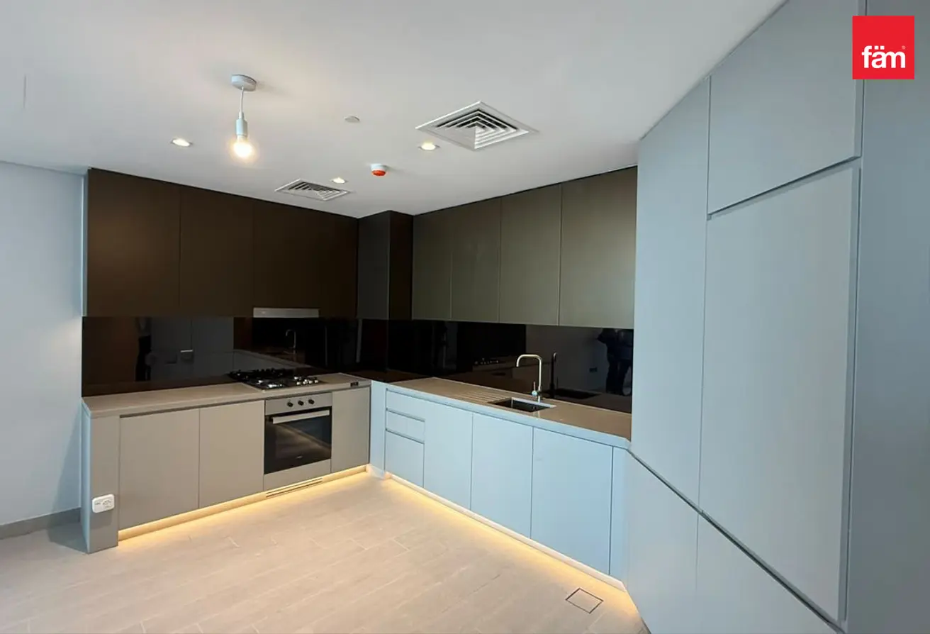 166543012 - Property Main Image