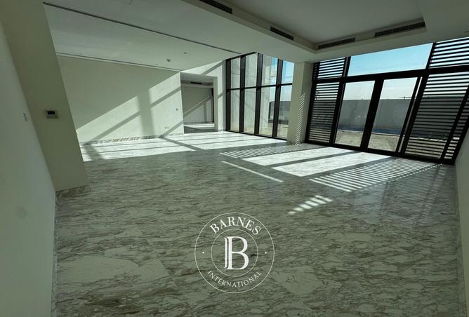 60518187 - Property Image 3