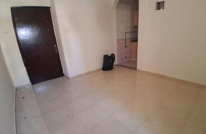 Apartment - Studio - 1 for rent in Fire Station Road - Muwaileh - Sharjah