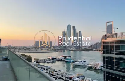 شقة - 2 غرف نوم - 3 حمامات للايجار في المراسي - البطين - أبوظبي