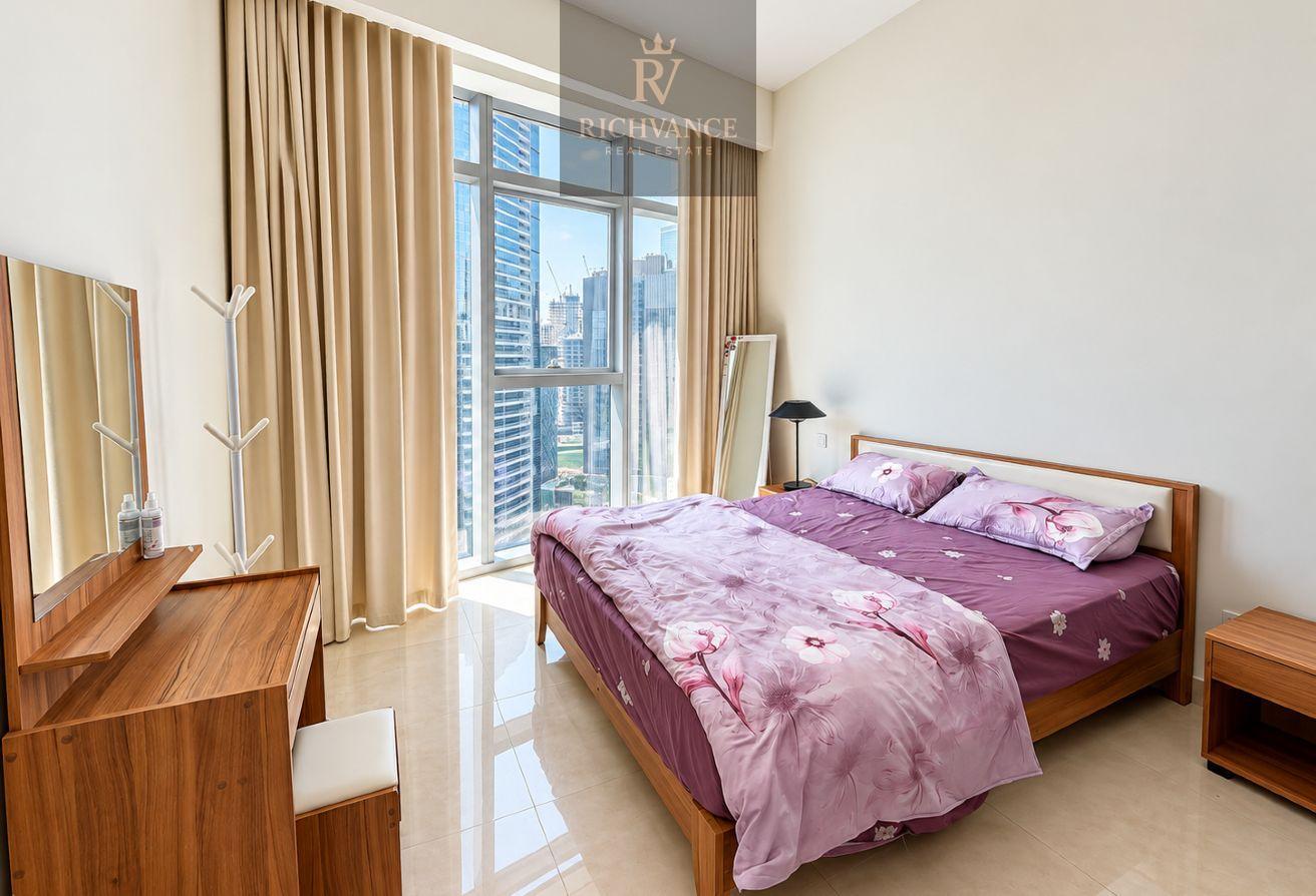 Premium 3BR | Spacious Living | Downtown photo 5