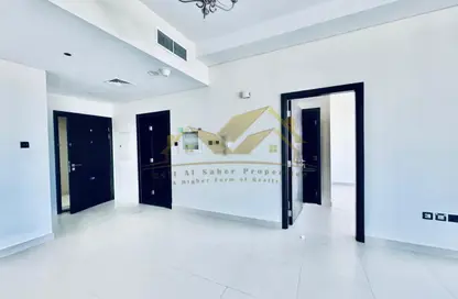Apartment - 1 Bedroom - 2 Bathrooms for rent in Jumeirah Garden City - Al Satwa - Dubai