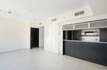 شقة - غرفة نوم - 1 حمام للايجار في المجرة 2 - المجرة - دبي مارينا - دبي