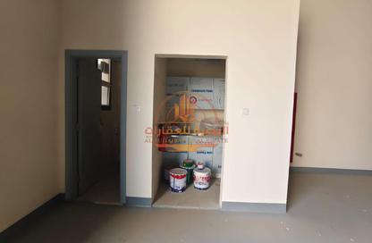 Warehouse - Studio - 1 Bathroom for rent in Al Jlail - Al Sajaa - Sharjah Warehouse - Studio - 1 Bathroom for rent in Al Jlail - Al Sajaa - Sharjah