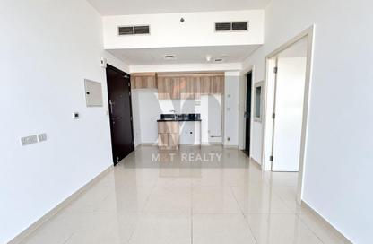 Apartment - 1 - 1 for rent in Golf Vita A - Golf Vita - Damac Hills - Dubai