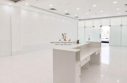 Shop - Studio - 4 for rent in Al Barsha 1 - Al Barsha - Dubai