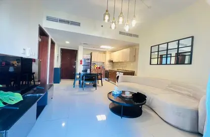 Apartment - 1 Bedroom - 2 Bathrooms for rent in Roxana Residence B - Roxana Residences - District 12 - Jumeirah Village Circle - Dubai