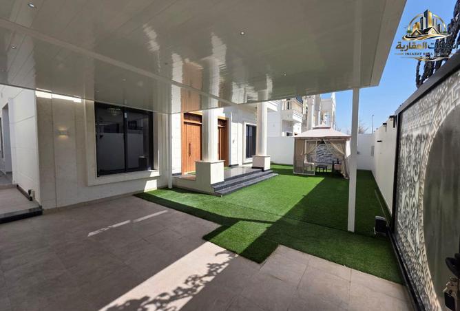 123848777 - Property Image 2