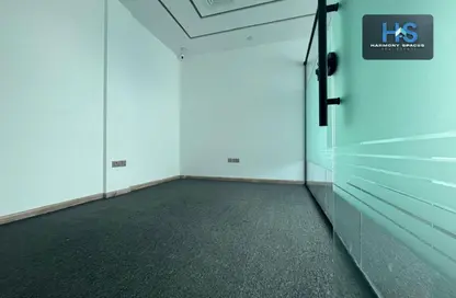 Office Space - 3 Bedrooms for rent in Park Lane Tower - Business Bay - Dubai