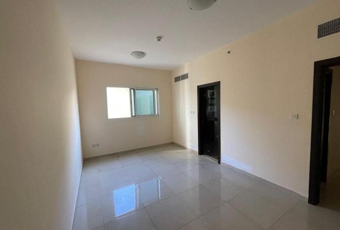 72723323 - Property Image 2