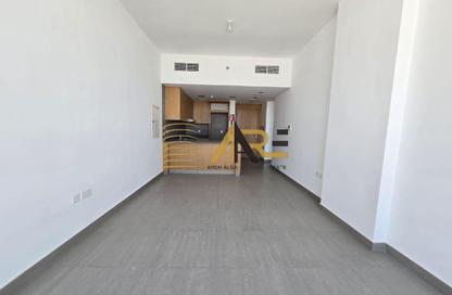 Apartment - 2 Bedrooms - 2 Bathrooms for rent in Souks Residential - Al Mamsha - Muwaileh - Sharjah Apartment - 2 Bedrooms - 2 Bathrooms for rent in Souks Residential - Al Mamsha - Muwaileh - Sharjah