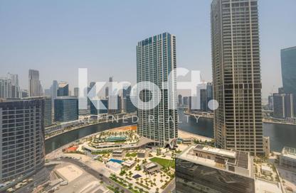 Apartment - Studio - 1 for rent in Peninsula Two - Peninsula - Business Bay - Dubai
