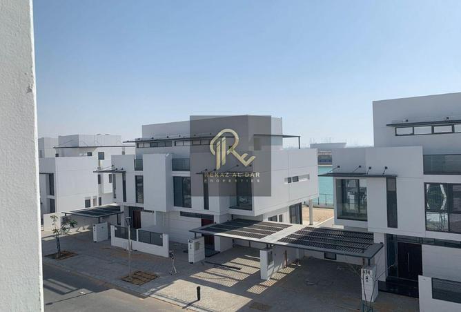 141900408 - Property Image 2
