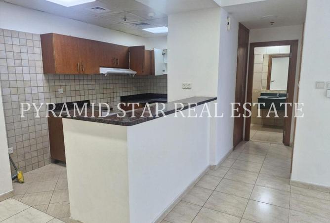 98709581 - Property Image 3
