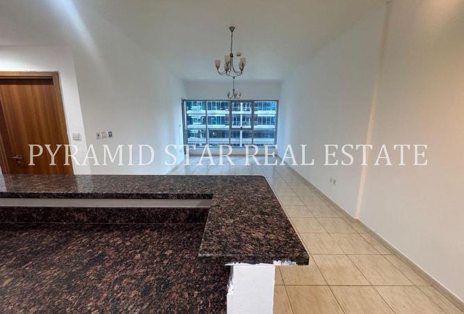 98709581 - Property Image 3