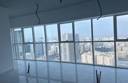 Office Space - 3 Bedrooms for rent in Al Majaz 2 - Al Majaz - Sharjah