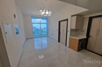 شقة - غرفة نوم - 2 حمامات للايجار في سكايز من دانوب - ارجان - دبي