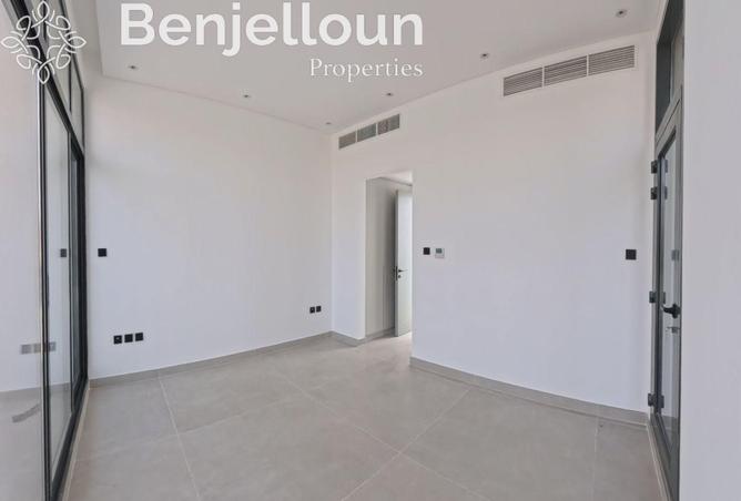 128358152 - Property Image 3