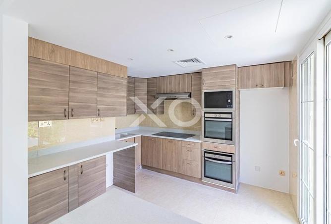 64409487 - Property Image 3