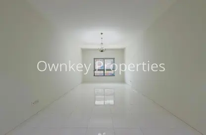 شقة - 2 غرف نوم - 3 حمامات للايجار في الطوب - منخول - بر دبي - دبي