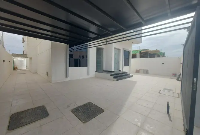 159143255 - Property Image 3