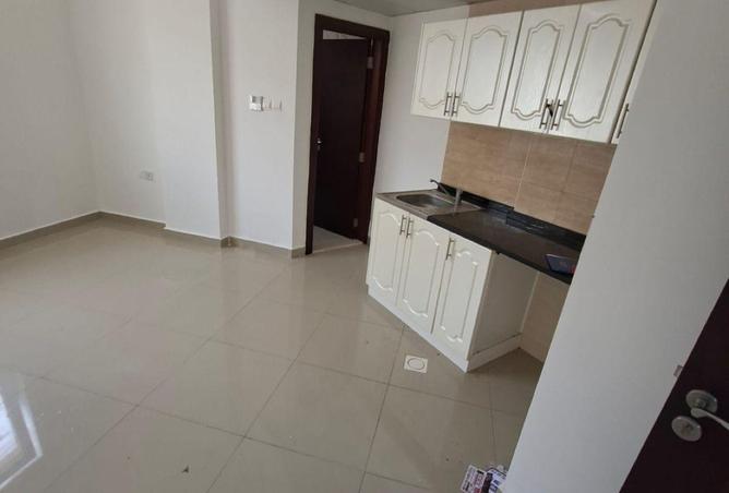 99554109 - Property Image 3