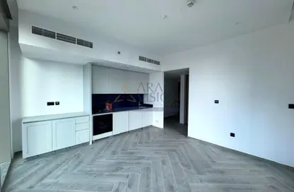 شقة - 1 حمام للايجار في بنينسولا ثري - بنينسولا - الخليج التجاري - دبي