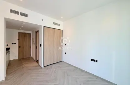 شقة - 1 حمام للايجار في بنينسولا ثري - بنينسولا - الخليج التجاري - دبي