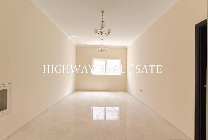 121539714 - Property Image 3