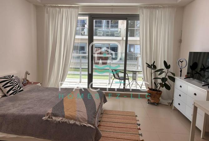 142372011 - Property Image 2