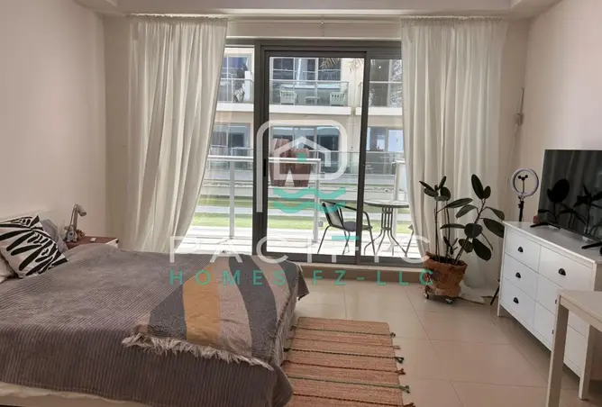 142372011 - Property Image 2