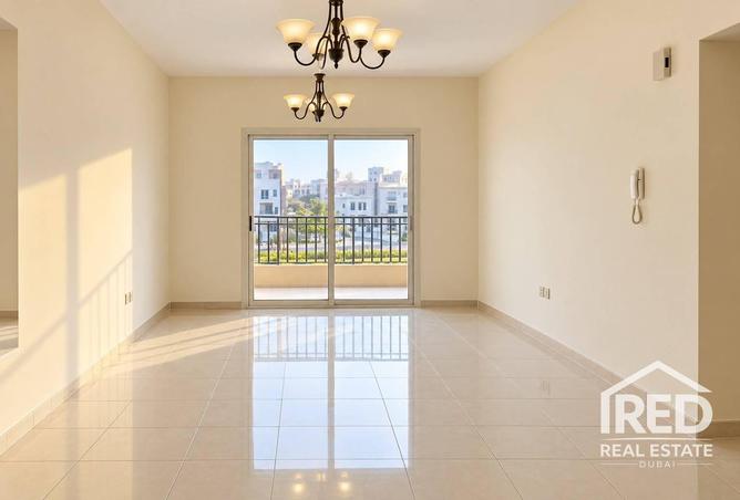 Spacious | Vacant | Pet-Friendly | Community View photo 2