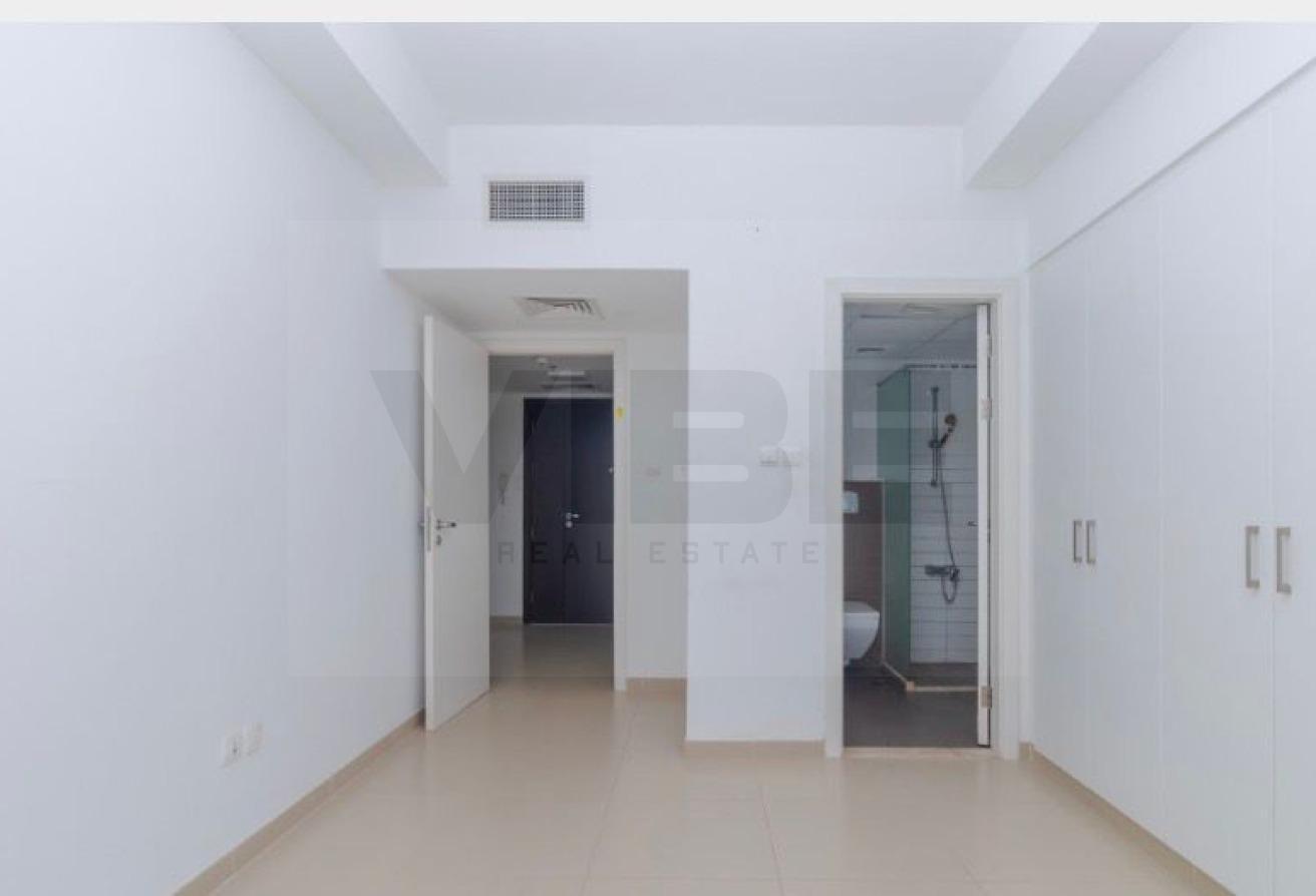 Bright 1BR | Beachfront Community | Ready to Move