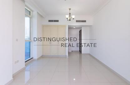 Apartment - 1 Bedroom - 2 Bathrooms for rent in Majestic Tower - Al Abraj street - Business Bay - Dubai
