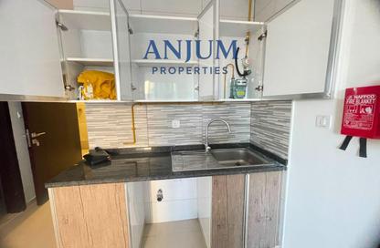 Apartment - Studio - 1 for rent in Al Shafar Palladium Building - Al Jaddaf - Dubai Apartment - Studio - 1 for rent in Al Shafar Palladium Building - Al Jaddaf - Dubai