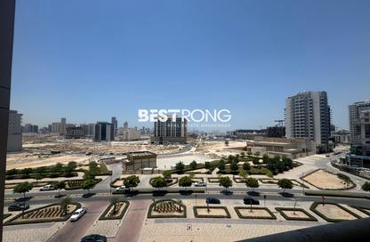 شقة - غرفة نوم - 2 حمامات للايجار في برج سراج - ارجان - دبي شقة - غرفة نوم - 2 حمامات للايجار في برج سراج - ارجان - دبي