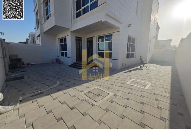 92258328 - Property Image 2