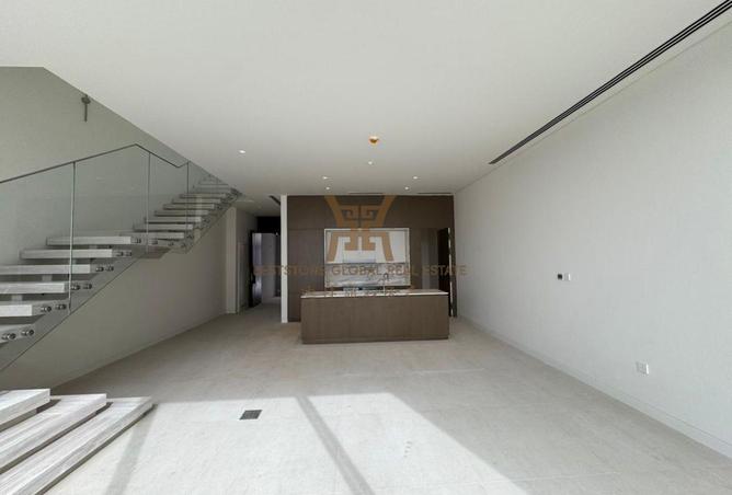 75010148 - Property Main Image