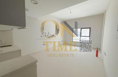 Apartment - Studio - 1 for rent in Kentia - Ajman Uptown Villas - Ajman Uptown - Ajman