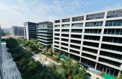 شقة - 2 غرف نوم - 3 حمامات للايجار في الطراز - حي نسيج - الجادة - الشارقة