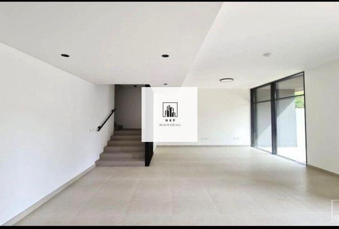 97410040 - Property Image 3